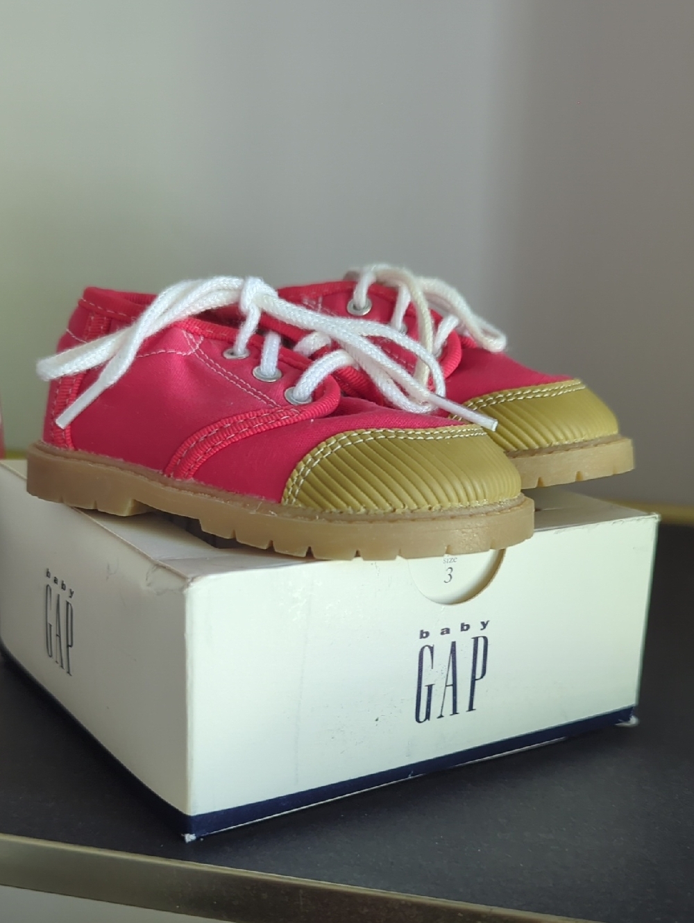 GAP KIDS Baby Size 3 Canvas Sneakers with White Laces and Tan Toe